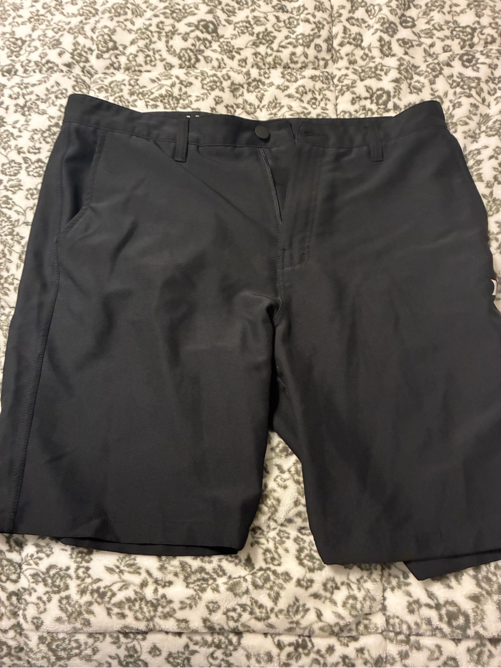 Hurley Men’s Black Performance Shorts size 34
